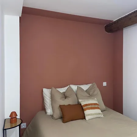 Entre Tendance Et Authenticite - La Voute ニーム