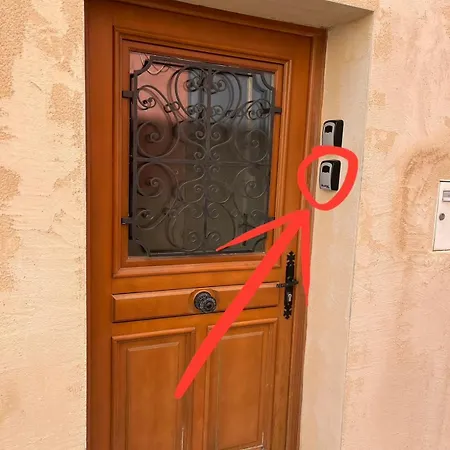 Entre Tendance Et Authenticite - La Voute アパート ニーム